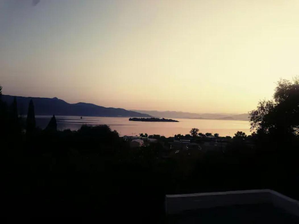 Σοφιτα Ξυλο Μεταλο Γυαλι Apartment Alykes Potamou Exterior foto